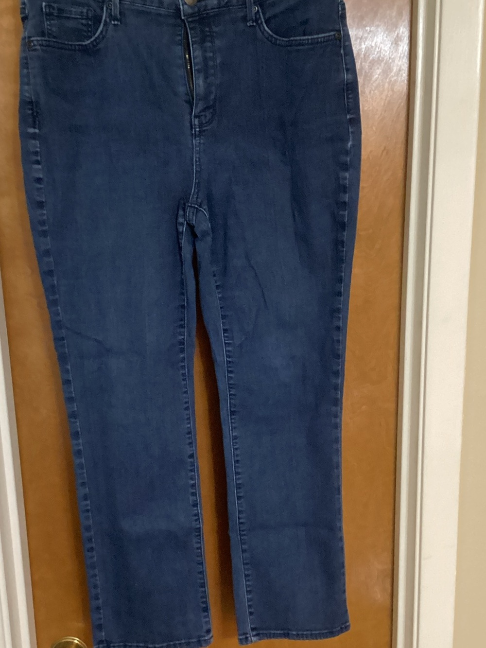NYDJ Straight Leg Jeans in Indigo Blue